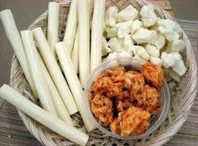 Load image into Gallery viewer, String Cheese, Smoked 8 oz Package
